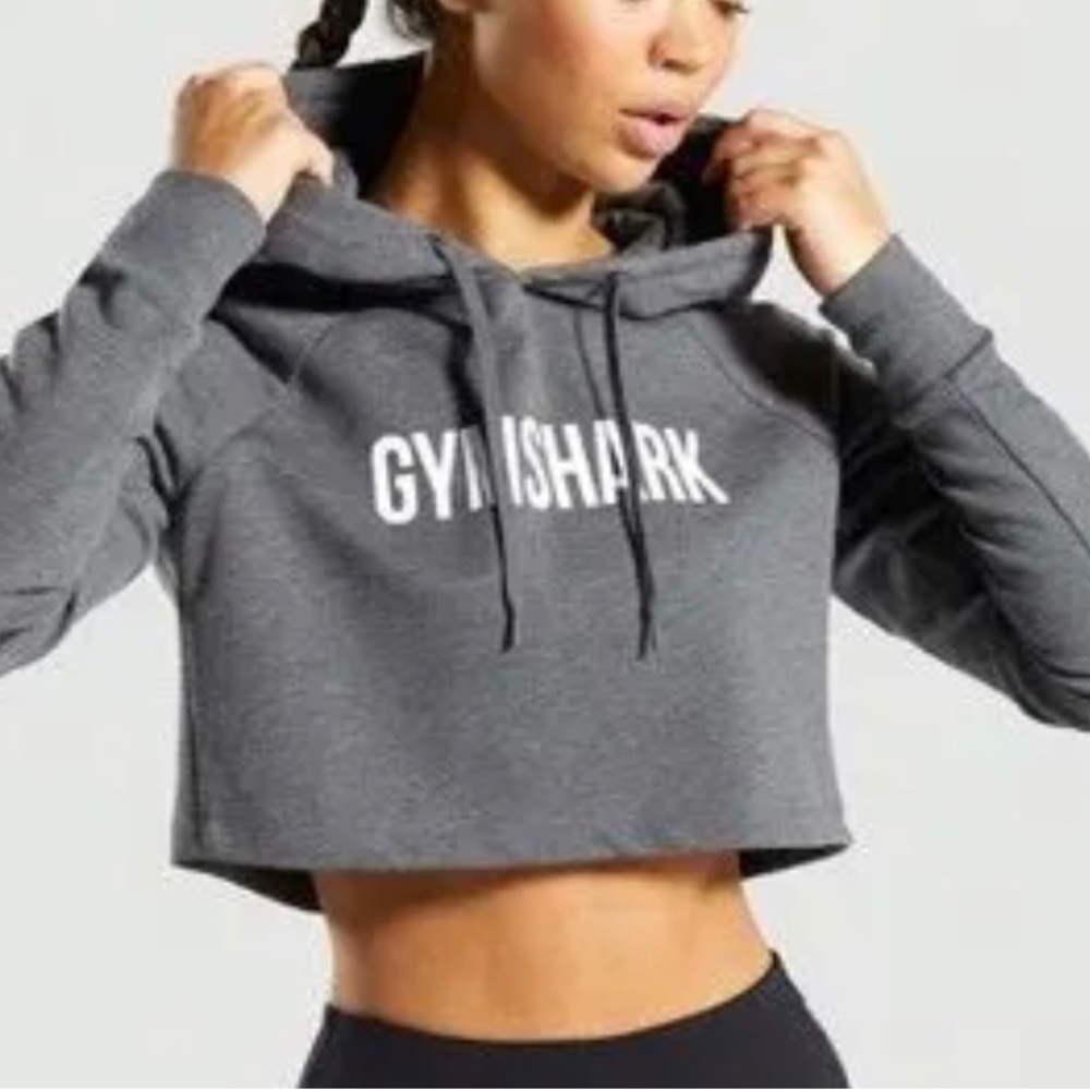 Grey gymshark crop hoodie🩶